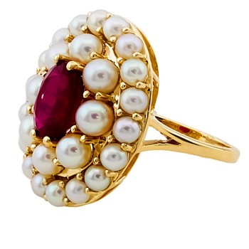 9ct Gold Ruby / Pearl Cluster Ring size J